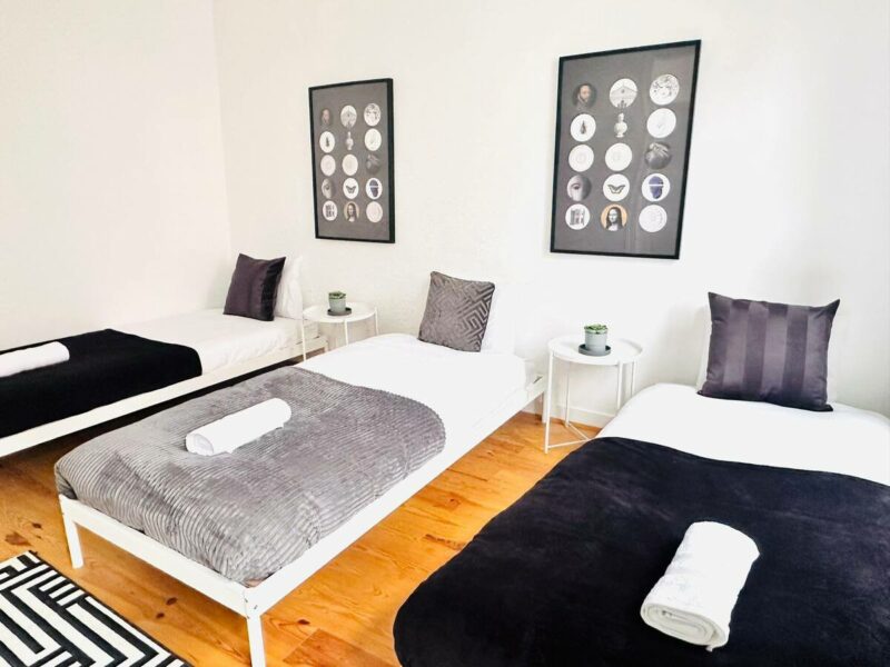 Quarto triplo charmoso em Lisboa